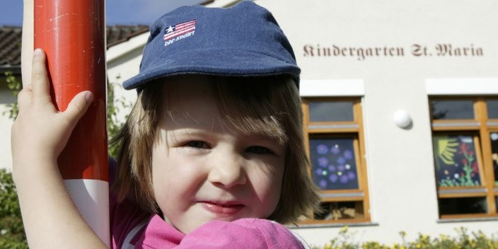 Kind vor Kindergarten